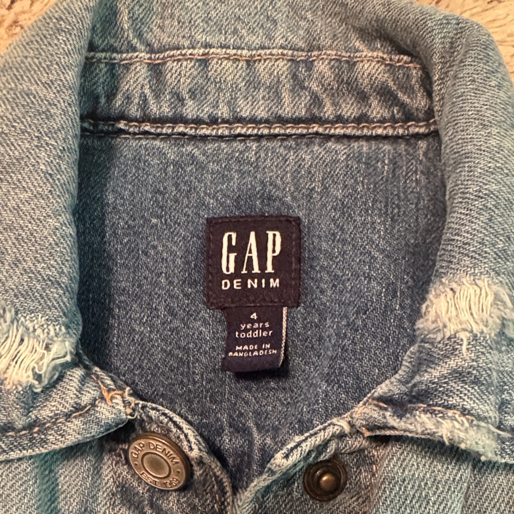 GAP Kids Classic Blue Jean Jacket - Picture 2 of 10